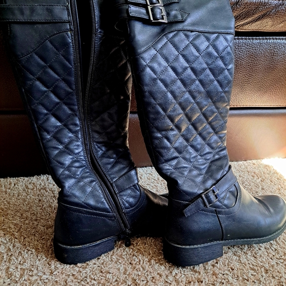 Black Boots Size 7us - Picture 2 of 2